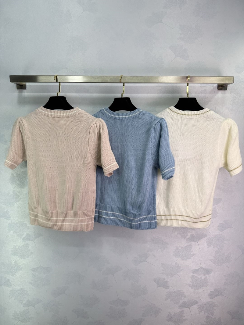 chr1st1an D10r sweaters